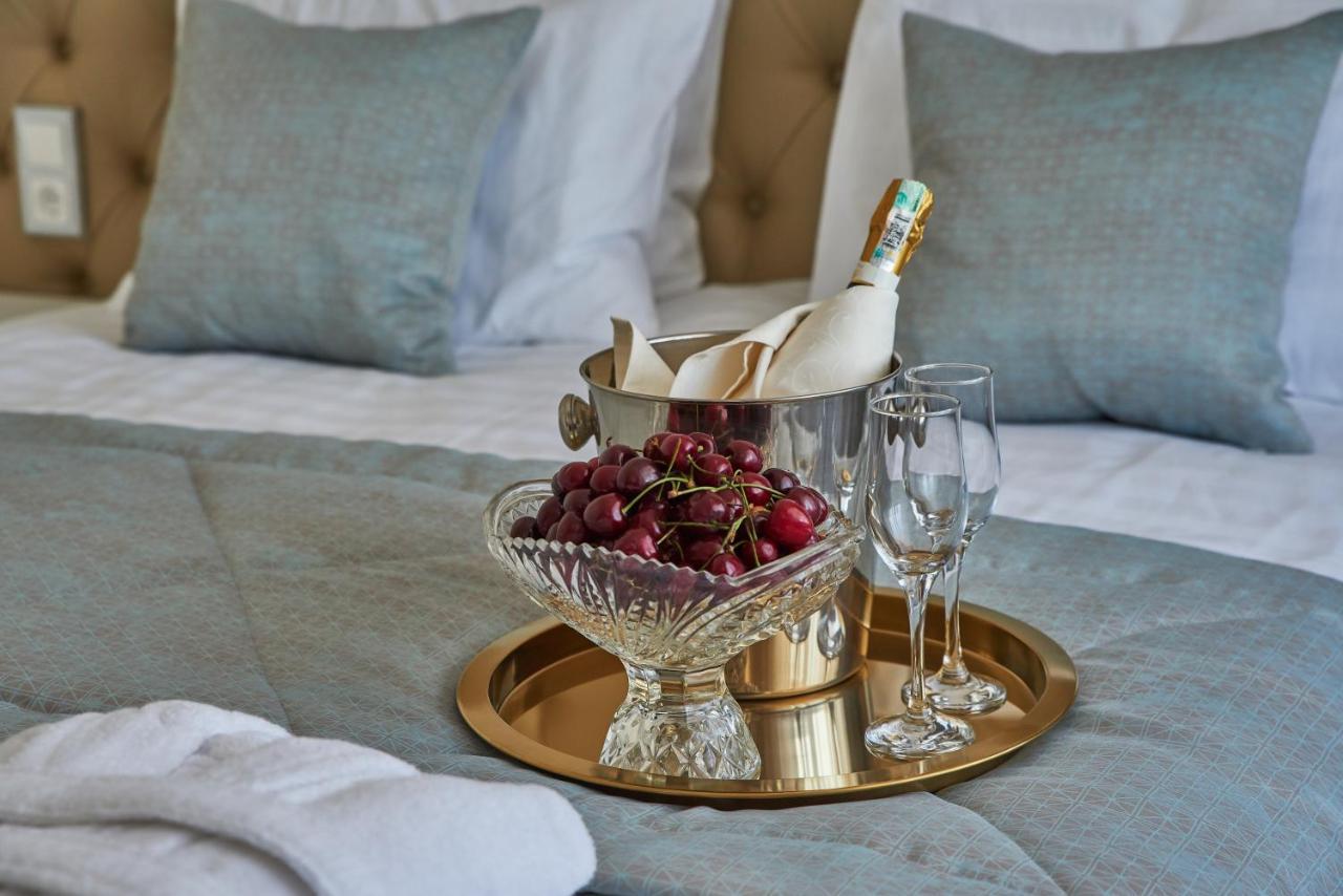 Rakhat Hotel 우랄스크 외부 사진